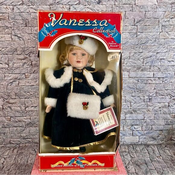 Porcelain Vintage Doll Special Edition by Vanessa Ricardi Collectible - Picture 1 of 11